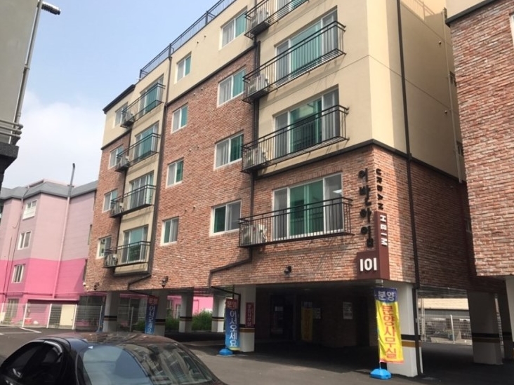 3530891378_0ZzEc5Y1_082d32eb9438c1ee66a007e4e7bcf5630f31b85a.jpg 이미지크게보기